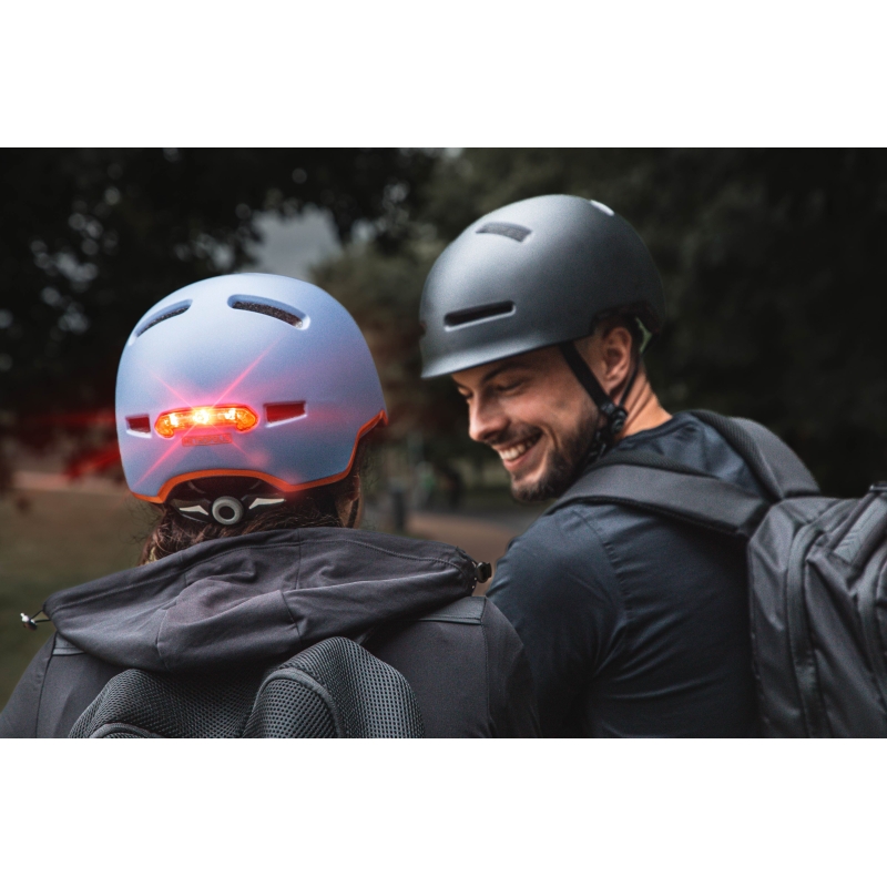 Helm mit Rücklicht FORCE METROPOLIS mattschwarz %%%